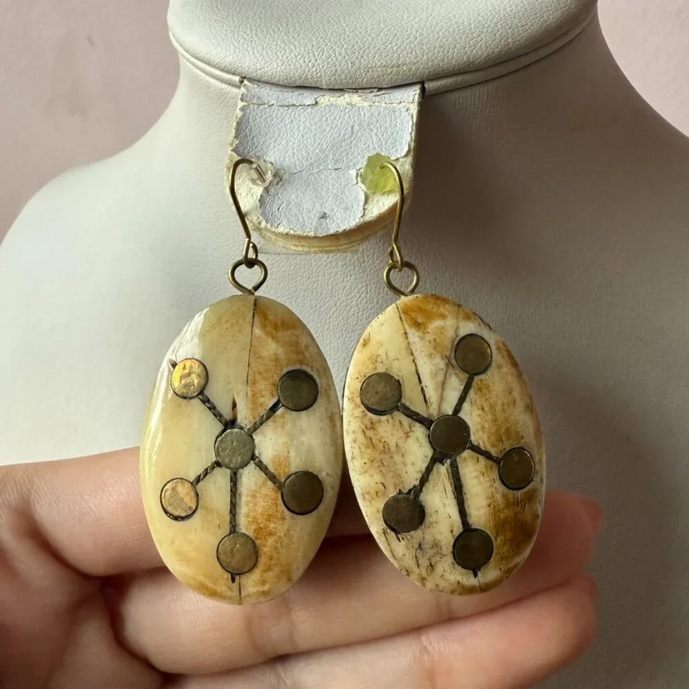 LARGE OVAL FAUX BONE GOLD TONE ACCENTS STATEMENT EARRINGS